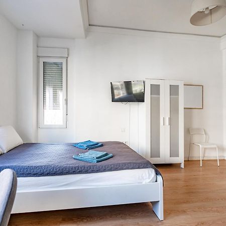 Versus Rooms Valencia Buitenkant foto